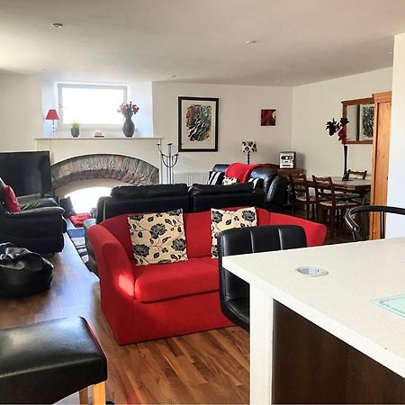 Scardroy Homes Inverness - Central 2 Bedroom With Parking Wifi Smart Tvs Sleeps Up To 6 外观 照片