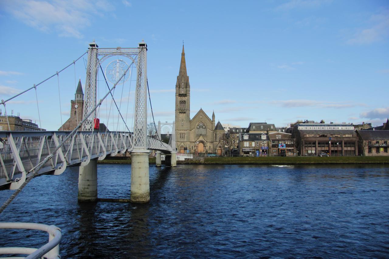 Scardroy Homes Inverness - Central 2 Bedroom With Parking Wifi Smart Tvs Sleeps Up To 6 外观 照片