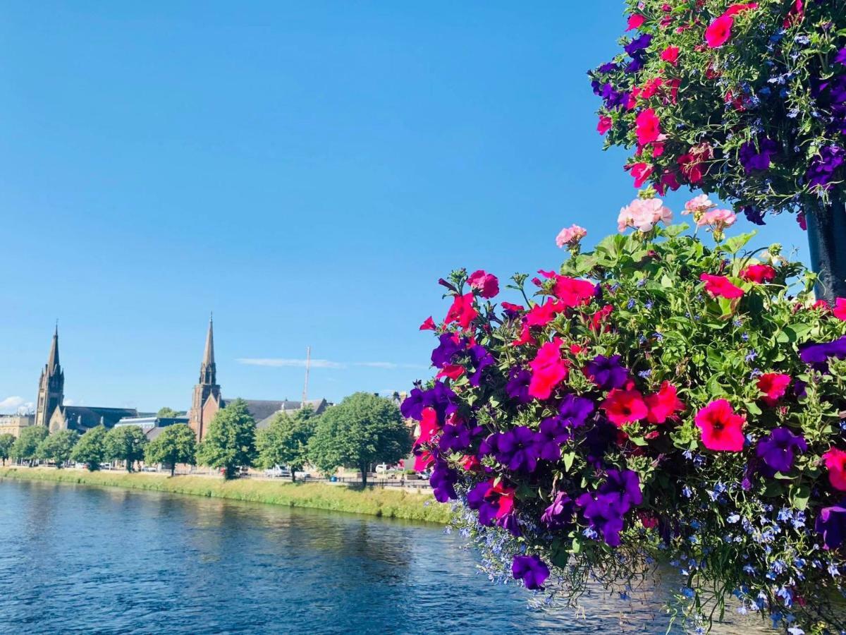 Scardroy Homes Inverness - Central 2 Bedroom With Parking Wifi Smart Tvs Sleeps Up To 6 外观 照片